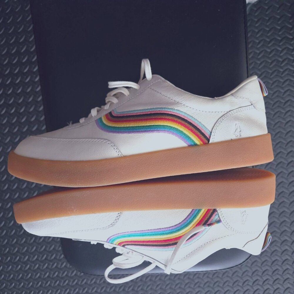 NEW! Hush Puppies Leather Rainbow Sneakers (unisex - Size 12 Womens)
